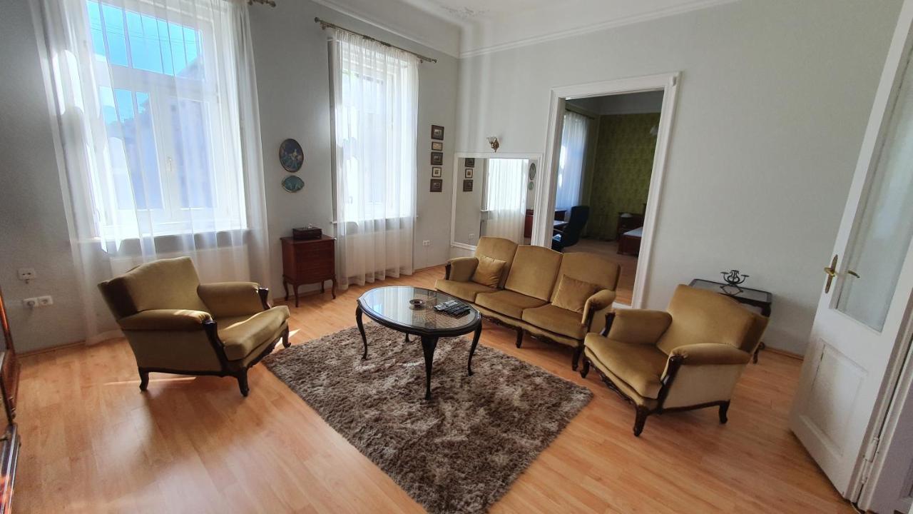 Casa Tajola Apartment Kecskemet Bagian luar foto