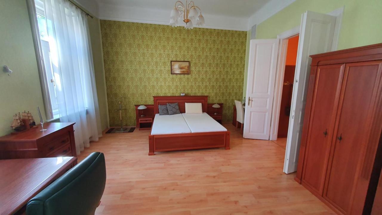 Casa Tajola Apartment Kecskemet Bagian luar foto