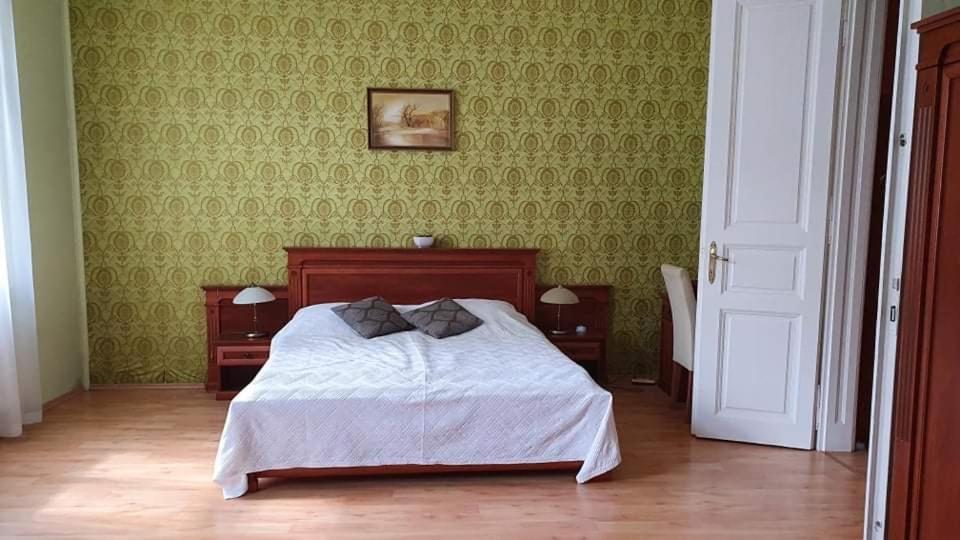 Casa Tajola Apartment Kecskemet Bagian luar foto