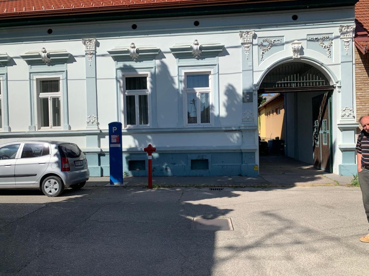 Casa Tajola Apartment Kecskemet Bagian luar foto
